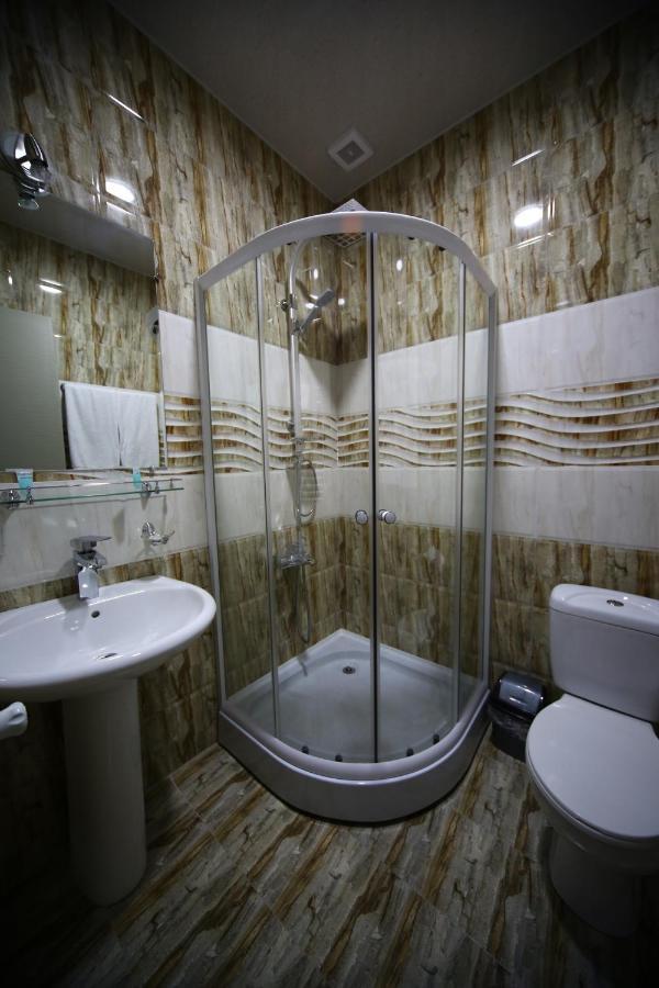 Discovery Hotel Kutaisi Exterior foto